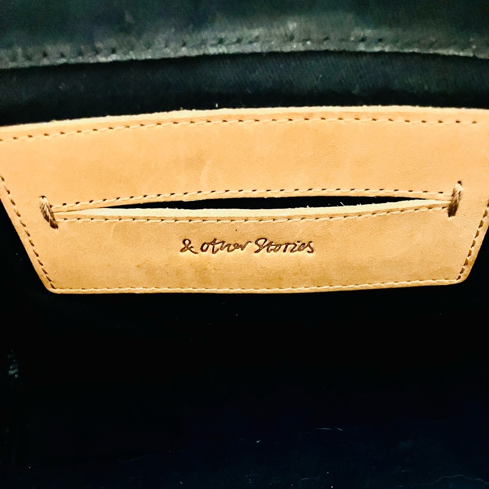 Other Stories Woven Leather Camera Bag - Picture 3 of 6